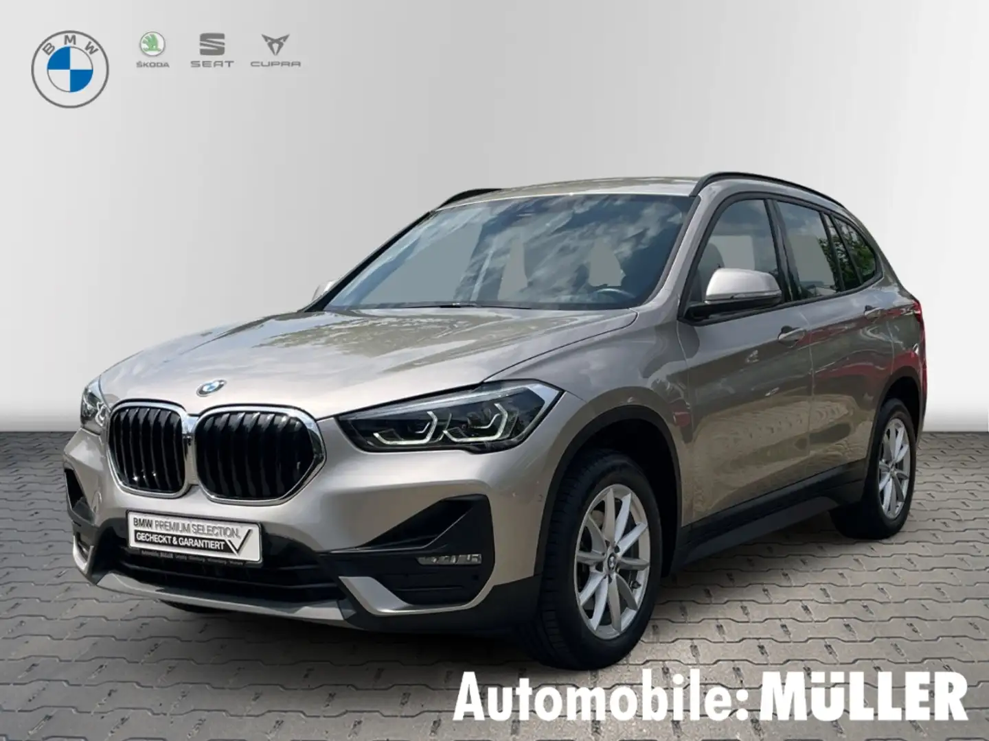 BMW X1 sDrive18i Advantage*LED*RFK*Tempomat*Sportsitze* Argent - 1