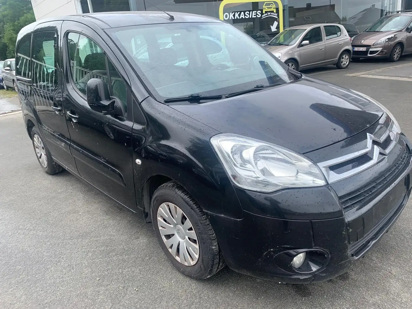 Citroen Berlingo 1.6 HDi Multispace FAP Zwart - 1