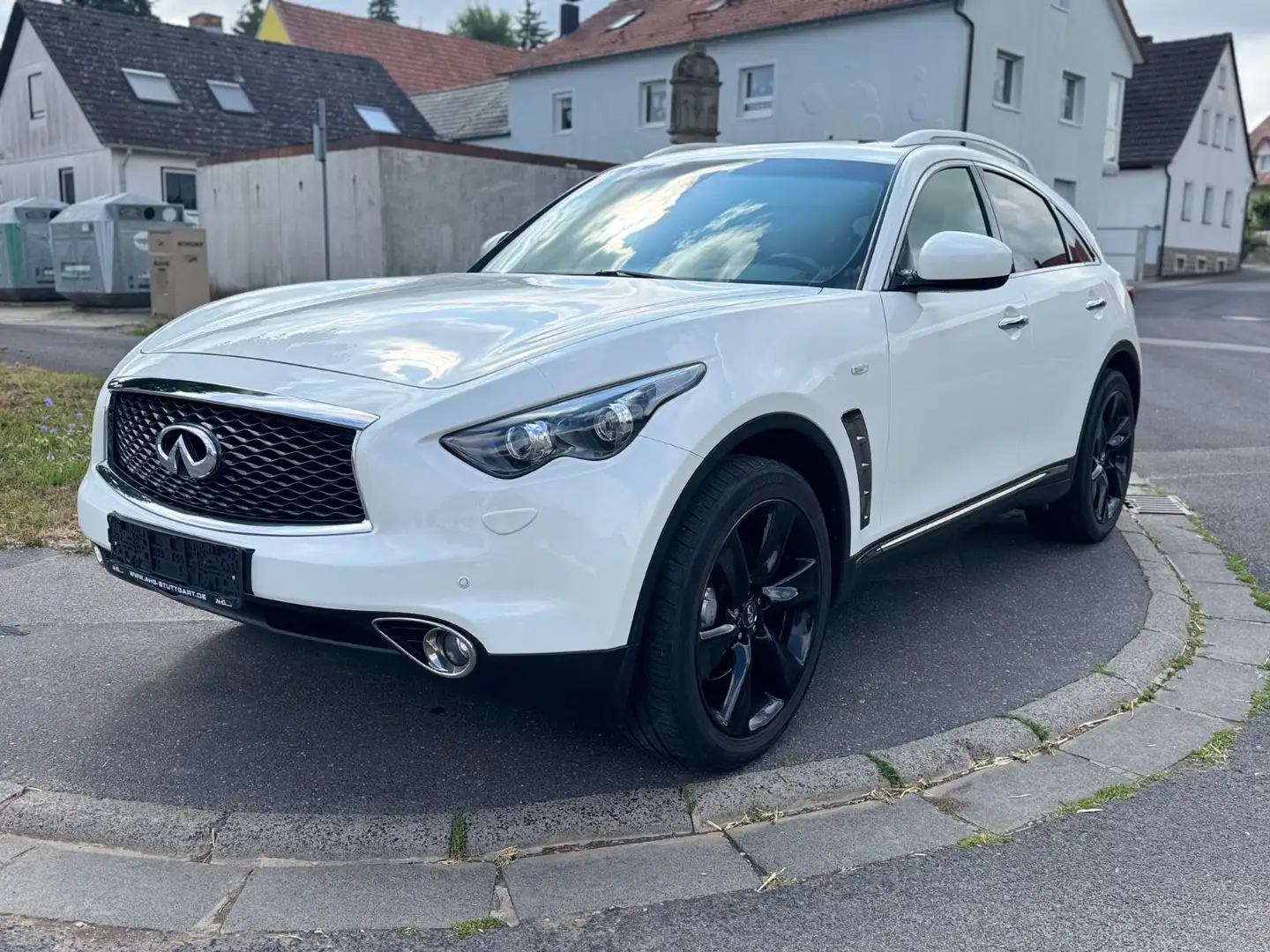 Infiniti QX70 3.7 Ultimate TOP AUSSTATTUNG WENIG KM TÜV Білий - 1