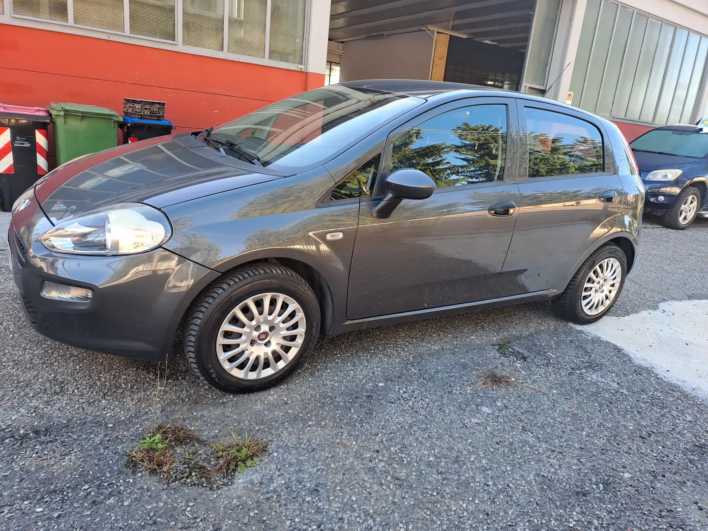 Fiat Grande Punto 1.2 benzina neopatentati euro5 Grigio - 2