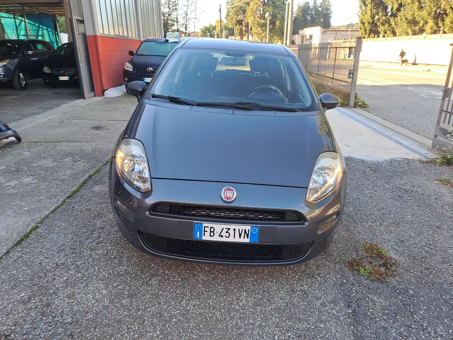 Fiat Grande Punto 1.2 benzina neopatentati euro5 Grigio - 1