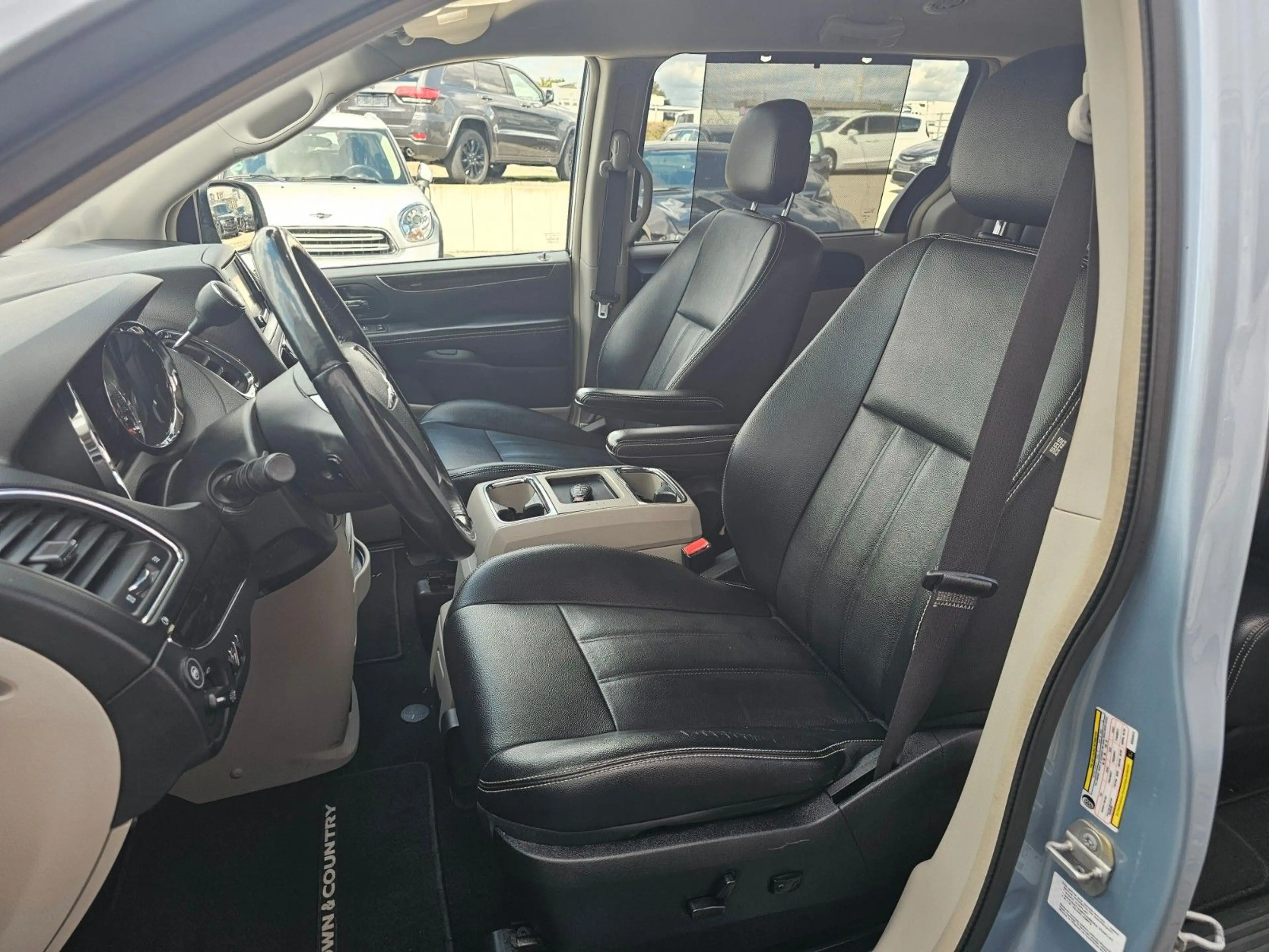 Chrysler Grand Voyager Town & Country -LPG Voll. Gertriebe Problem — photo 11