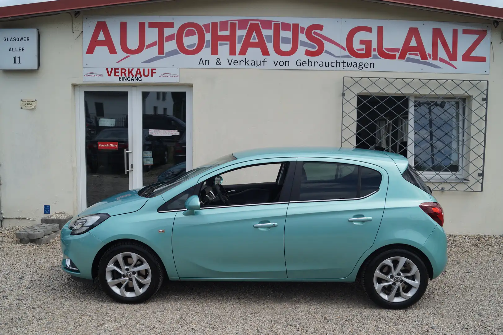 Opel Corsa 1,4 Turbo Innovation ecoFlex Grau - 2