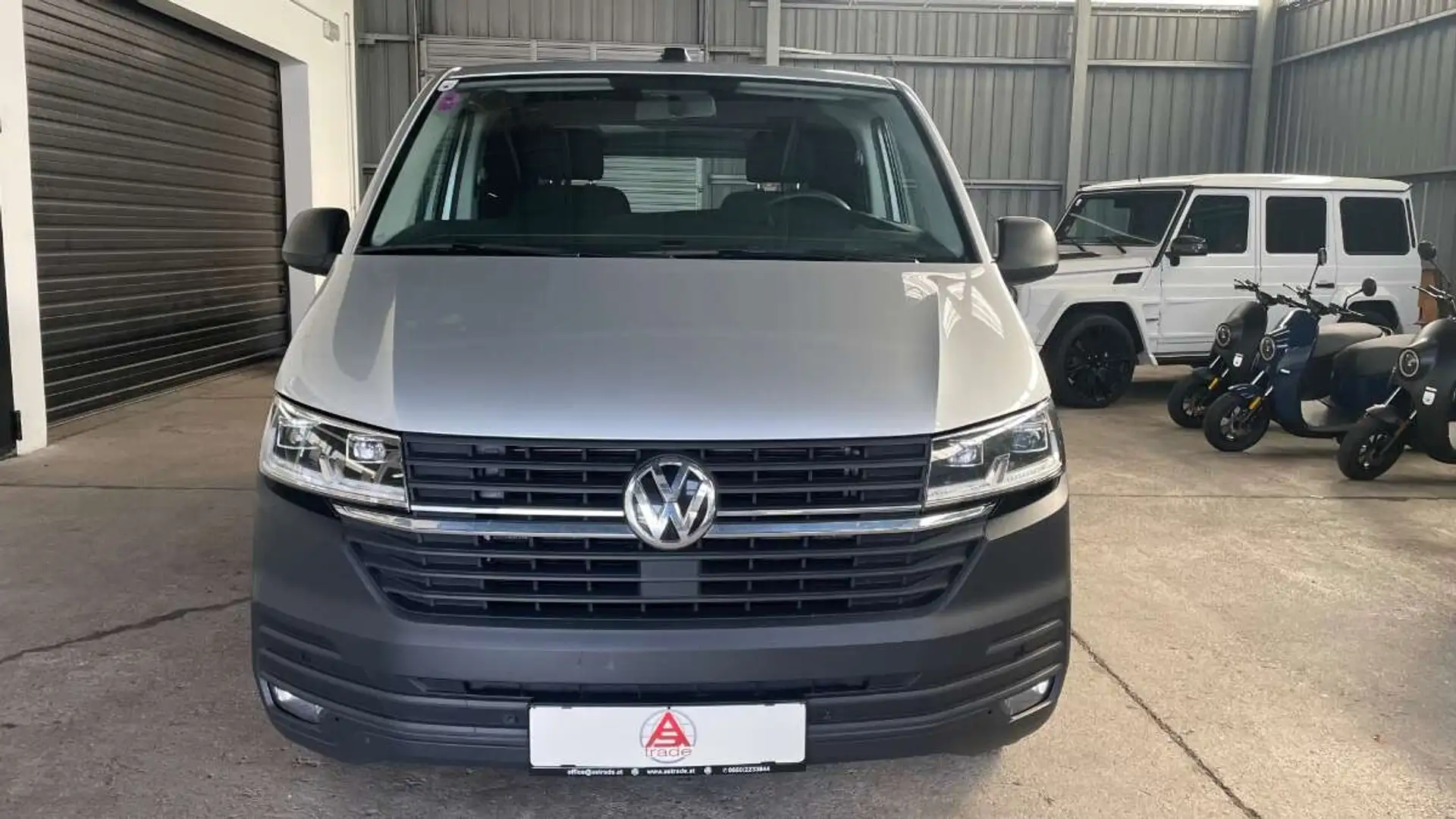 Volkswagen T6 Transporter Kastenwagen LR 2,0 TDI DSG / Silbermetallic / N... Silber - 2