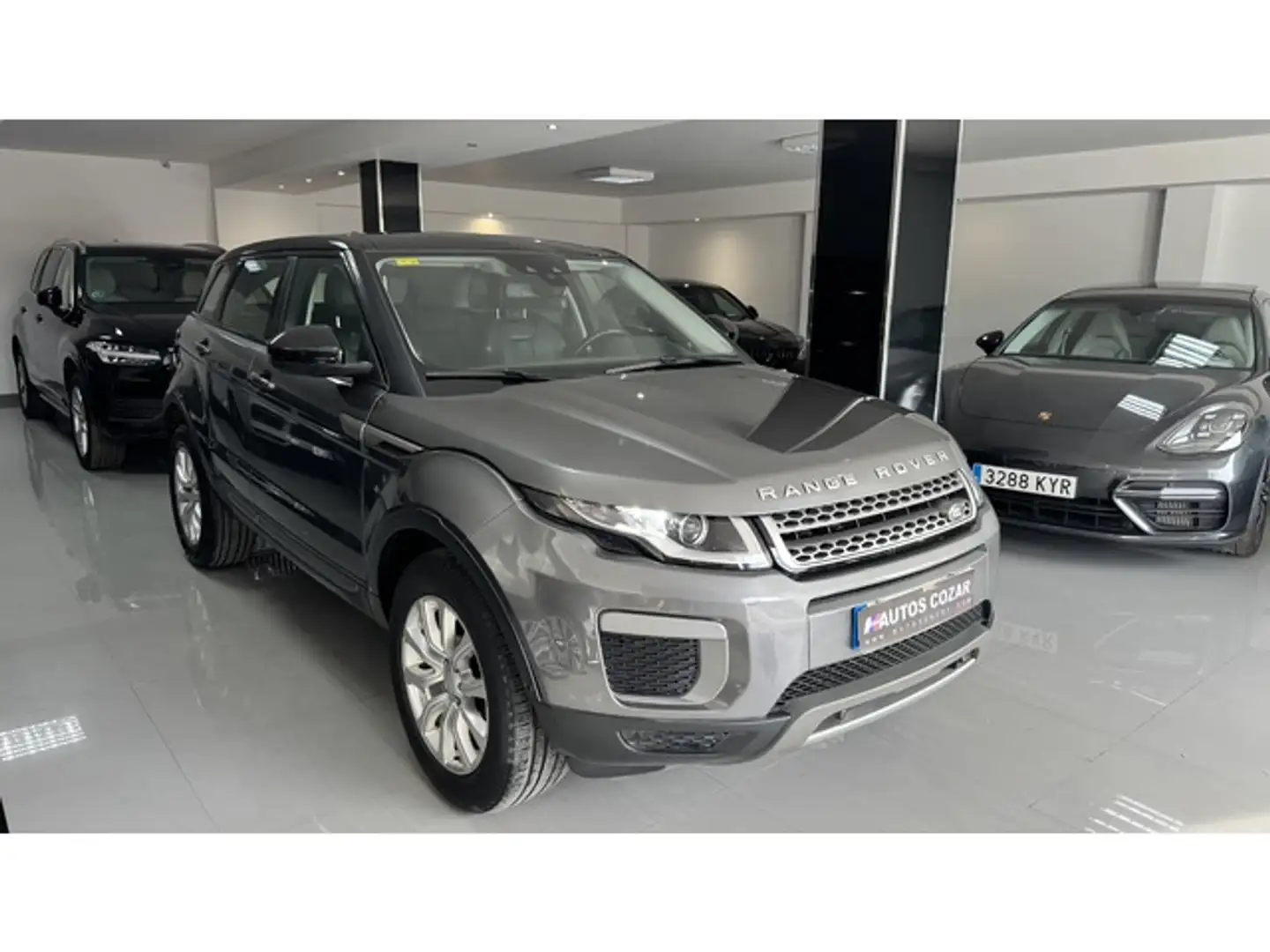 Land Rover Range Rover Evoque 2.0TD4 SE 4WD 150 Grijs - 1