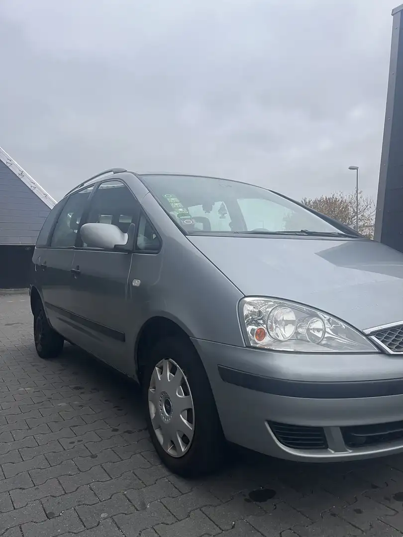 Ford Galaxy TDI Ghia - 2
