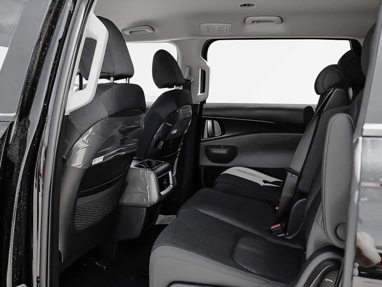 Kia Carnival снимка Kia Carnival