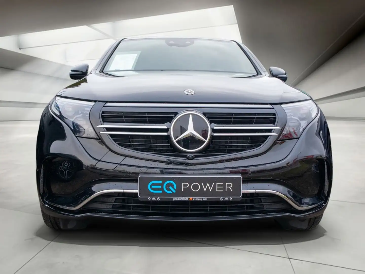 Mercedes-Benz EQC 400 4MATIC AMG Distr.+Multib.+360°+21"+HeaUp Noir - 2
