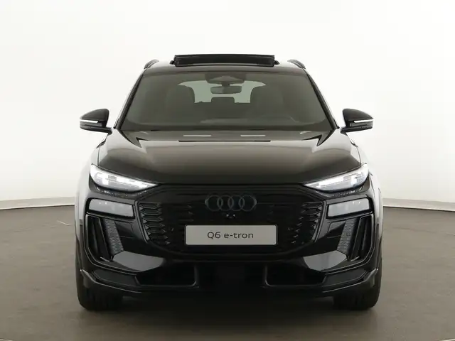 Audi Q6 view 3