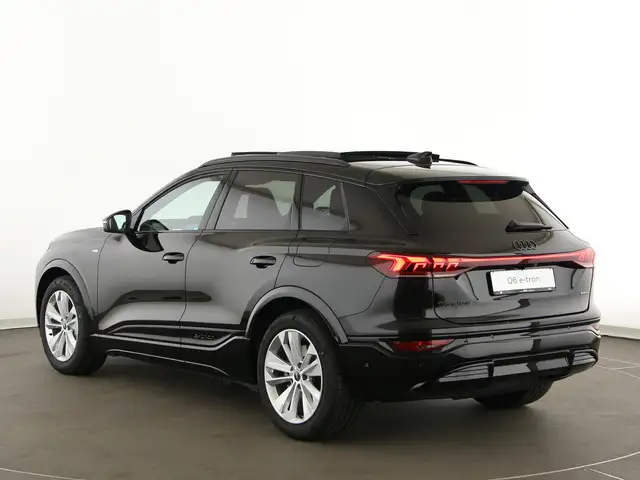 Audi Q6 view 5