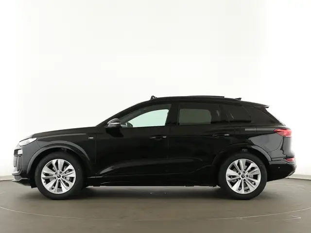 Audi Q6 E-Tron view 4