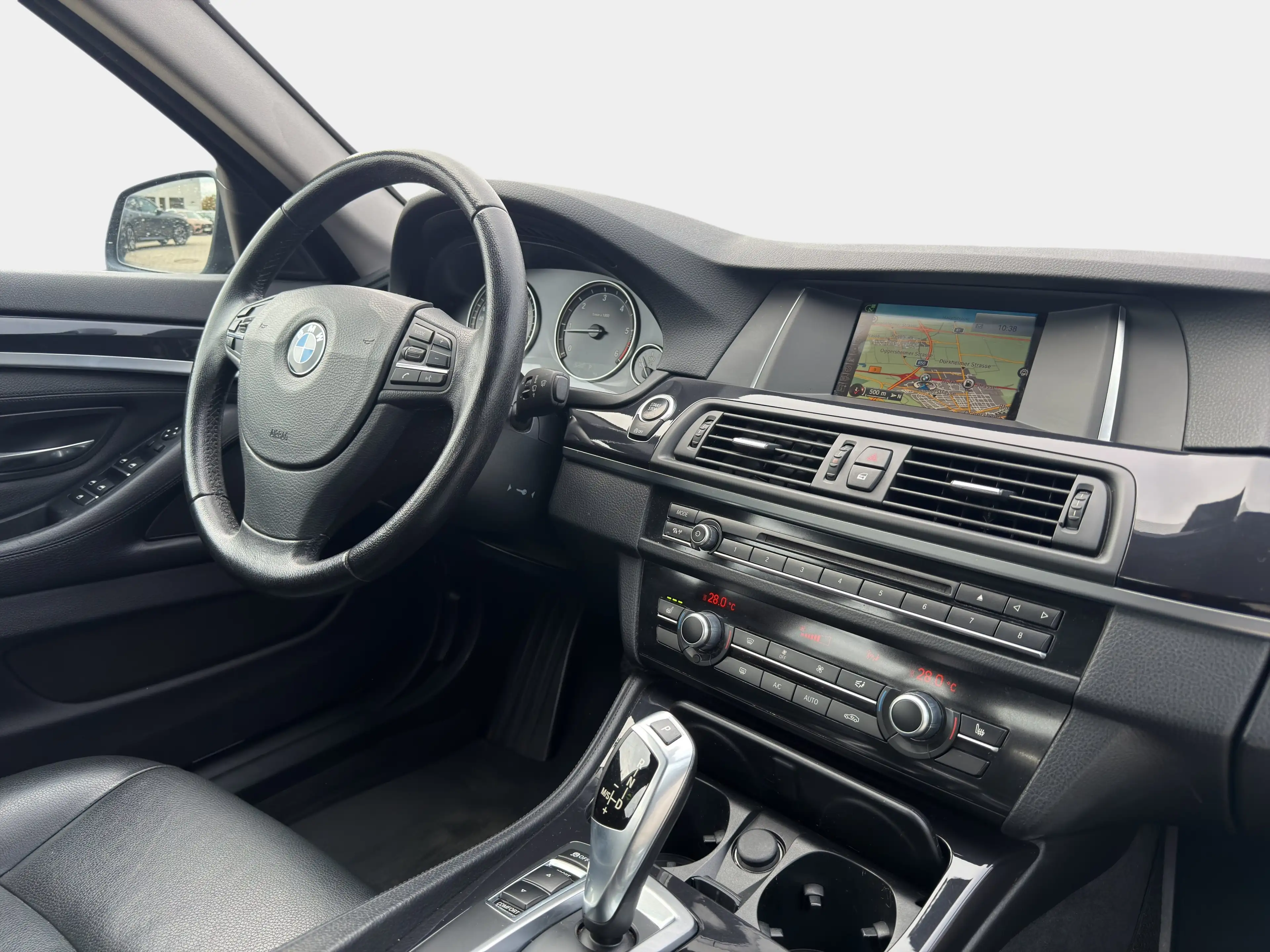 BMW 525 d Limousine Xenon Navi Bus. Tempomat Shz PDC — photo 10