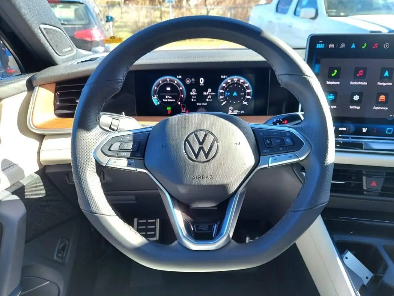 Volkswagen Tiguan снимка Volkswagen Tiguan