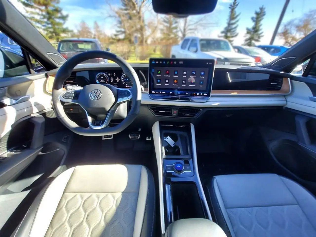 Volkswagen Tiguan снимка Volkswagen Tiguan