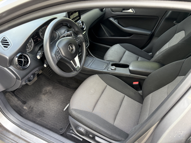 Mercedes-Benz A 180 Ambition / AUTOMAAT / NAVI / CRUISE / STOELVERWARM — photo 5