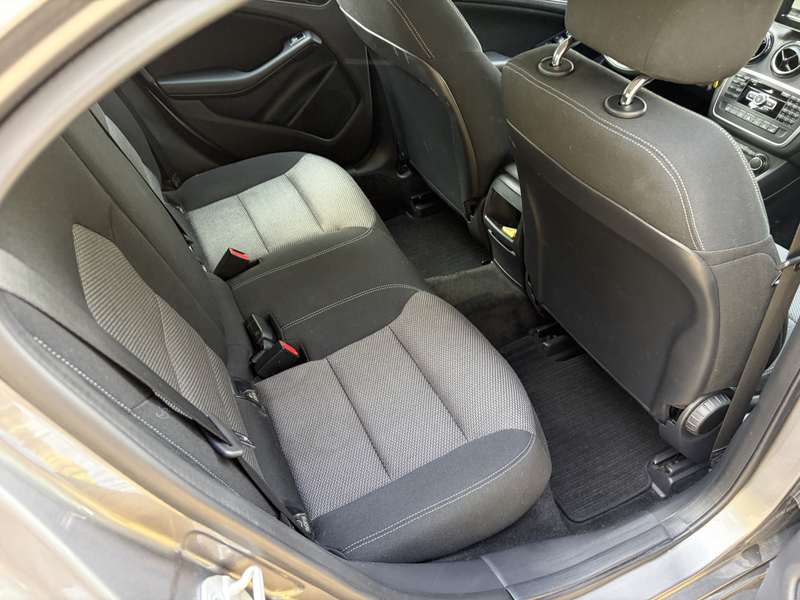 Mercedes-Benz A 180 Ambition / AUTOMAAT / NAVI / CRUISE / STOELVERWARM — photo 21