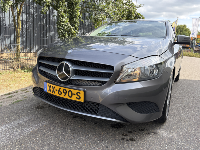 Mercedes-Benz A 180 Ambition / AUTOMAAT / NAVI / CRUISE / STOELVERWARM — photo 25