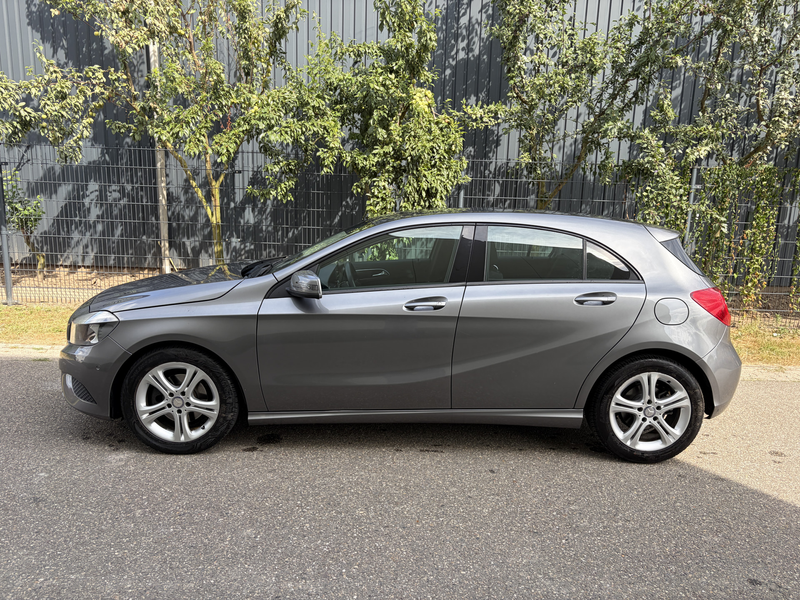 Mercedes-Benz A 180 Ambition / AUTOMAAT / NAVI / CRUISE / STOELVERWARM — photo 16