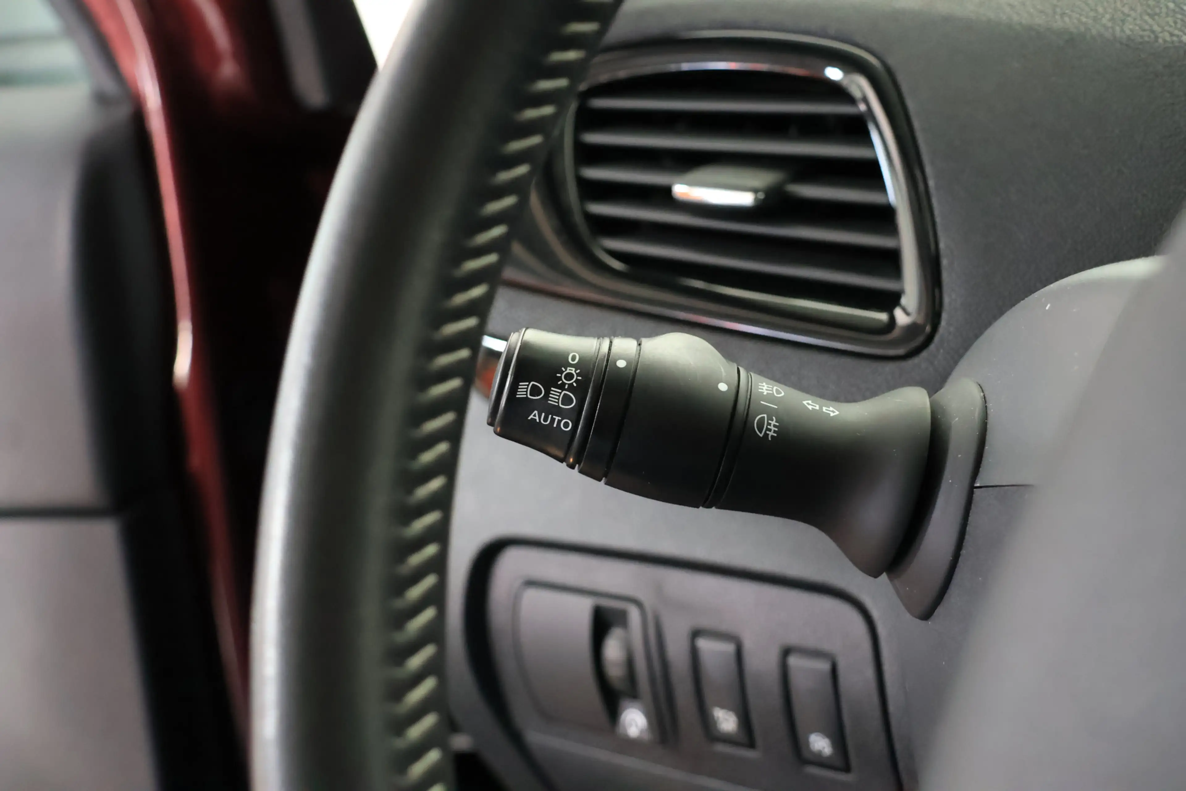 Renault Scenic 1.2 TCe Bose (Geluidsysteem) / Bi-Xenon / Navi / C — photo 21