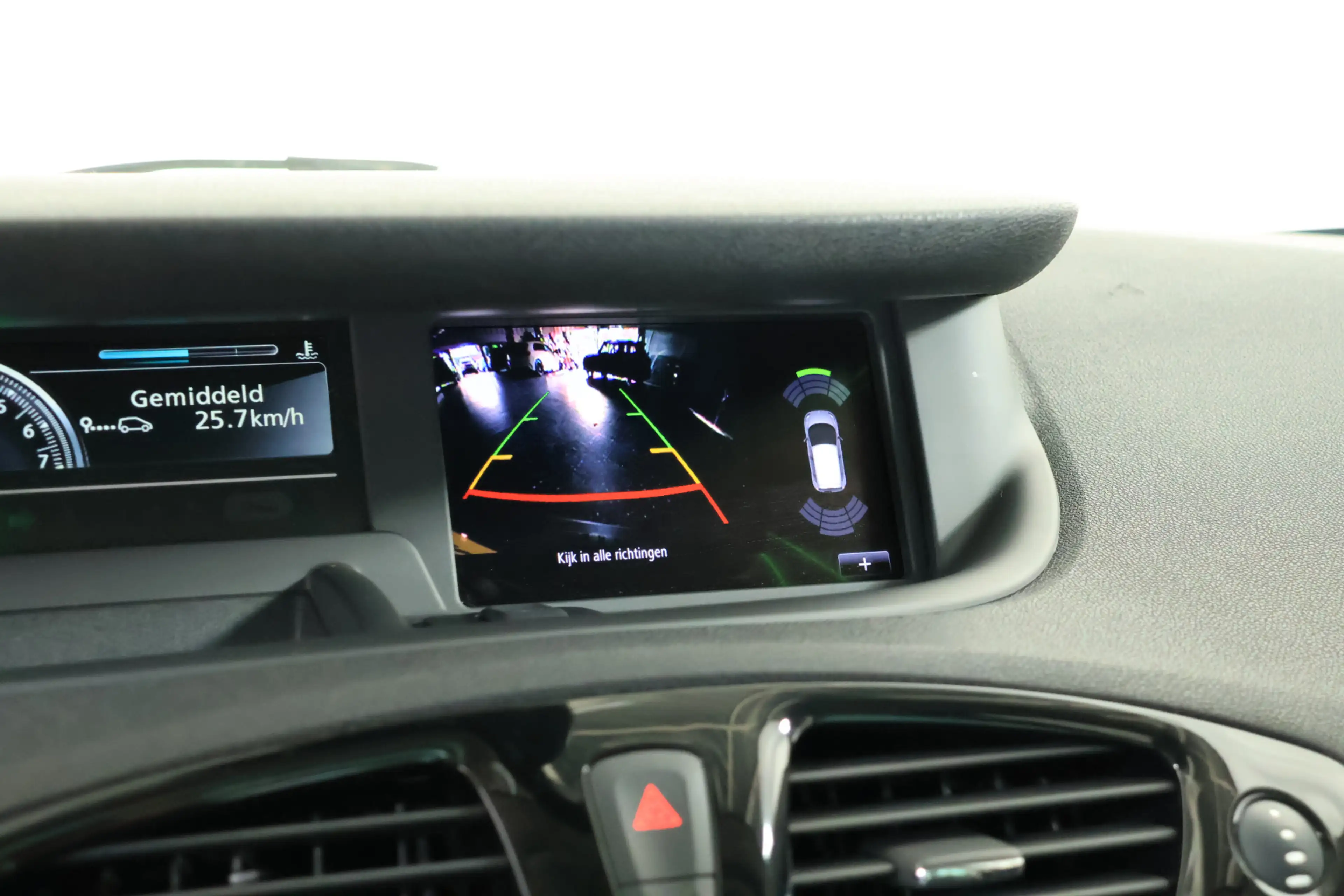 Renault Scenic 1.2 TCe Bose (Geluidsysteem) / Bi-Xenon / Navi / C — photo 23