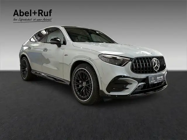 Mercedes-Benz GLC view 3