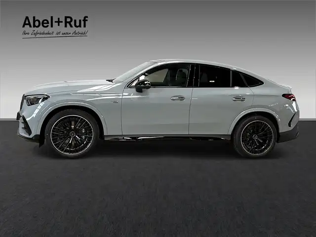Mercedes-Benz GLC view 4