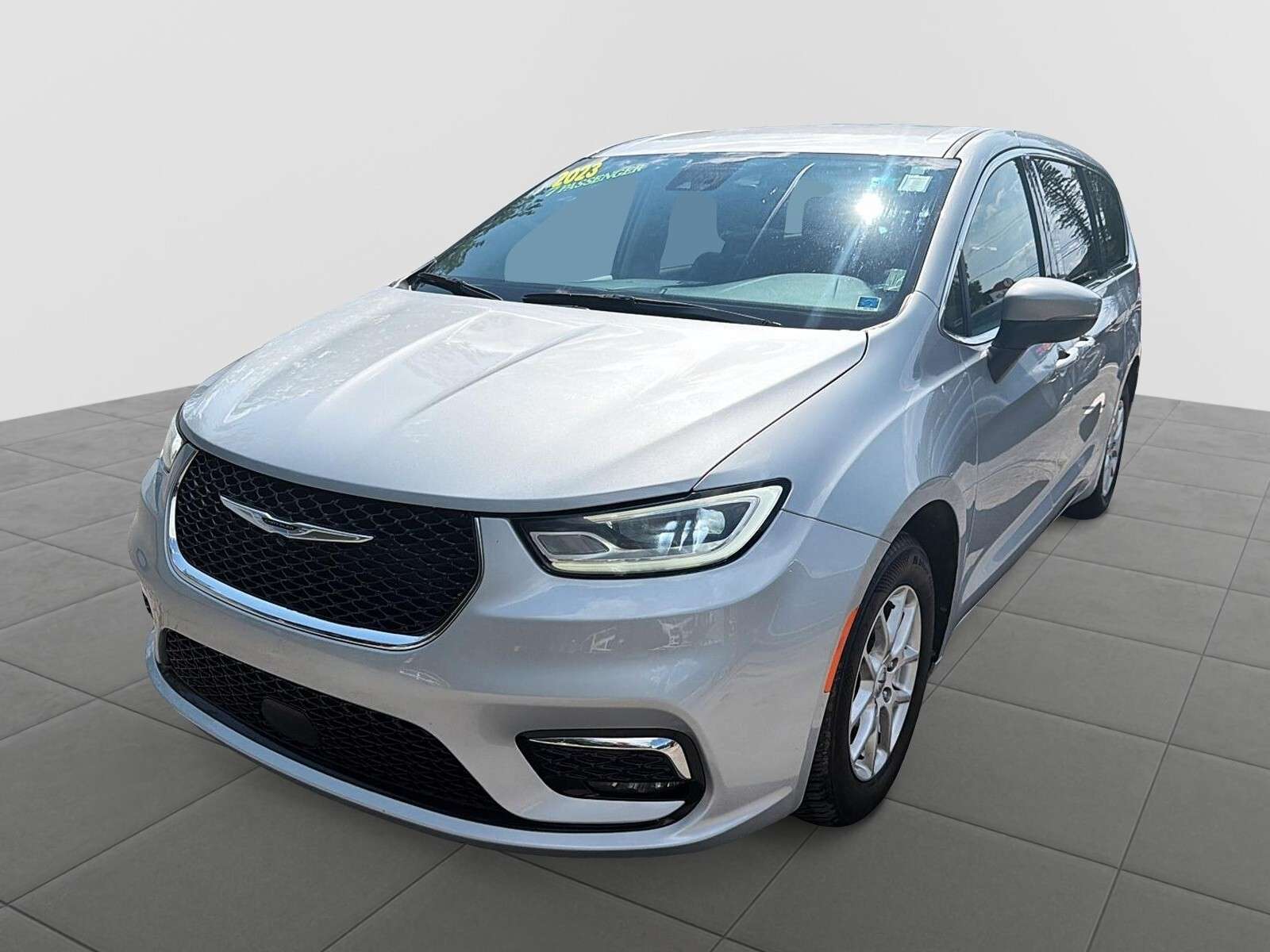 2023 Chrysler Pacifica 249.15 BI WEEKLY , TAX INCLUDED , 0 DOWN