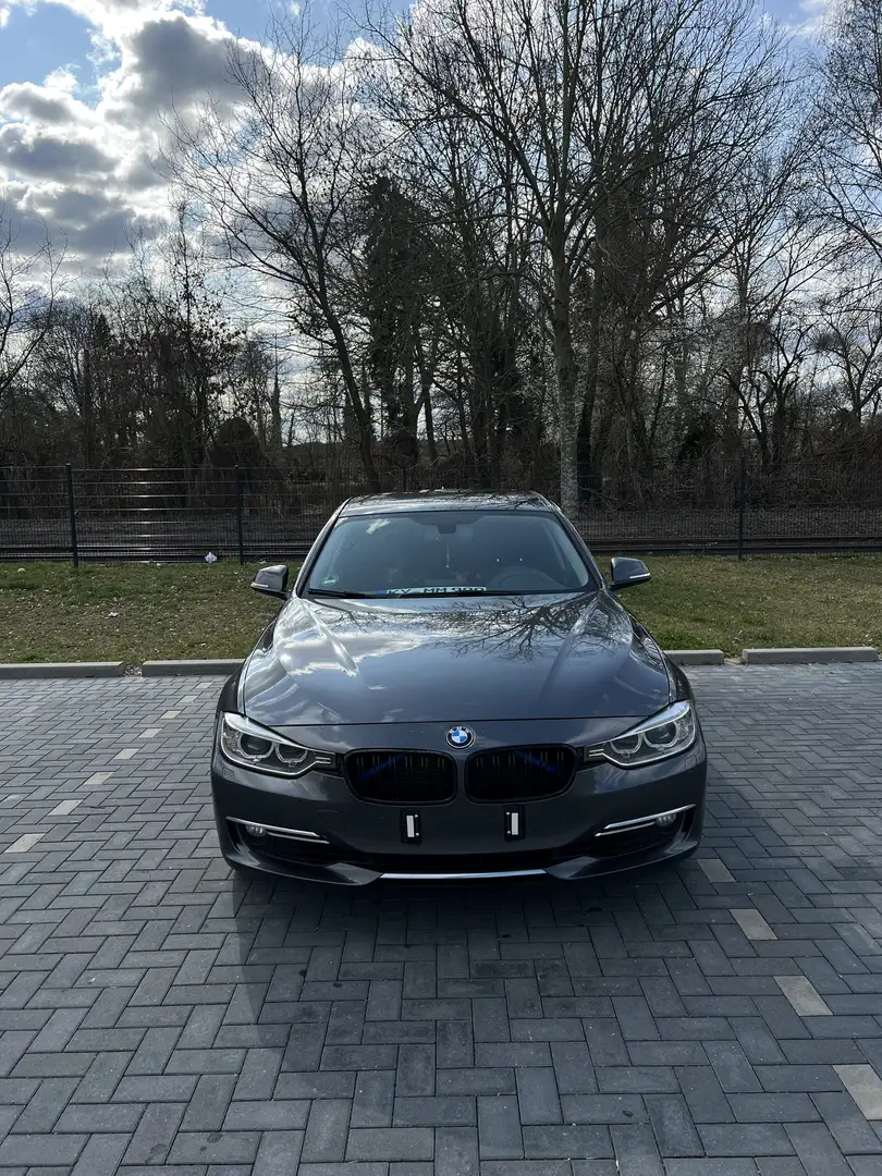 BMW 330 330d Aut. Luxury Line Brązowy - 1