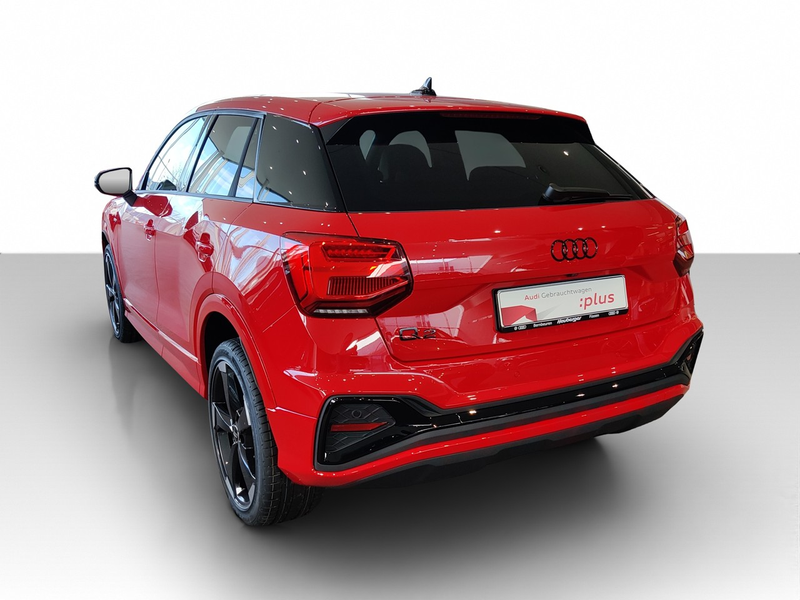 Audi Q2 35 TFSI S tronic S line, AHK, ACC, Matrix — photo 3