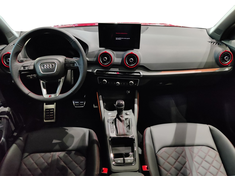 Audi Q2 35 TFSI S tronic S line, AHK, ACC, Matrix — photo 4