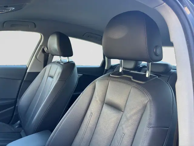 Audi A4 view 19