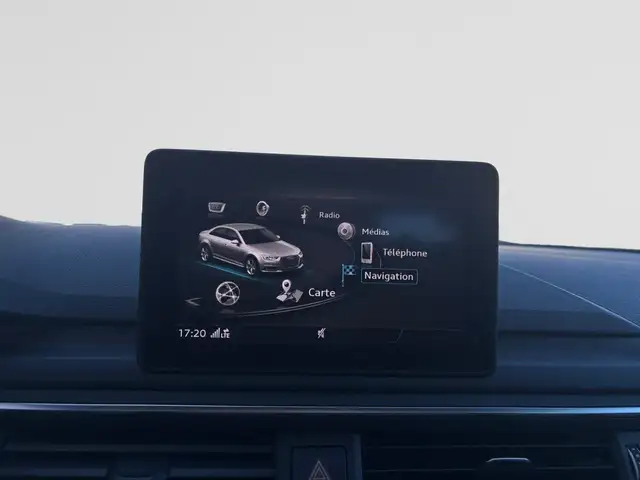 Audi A4 view 6