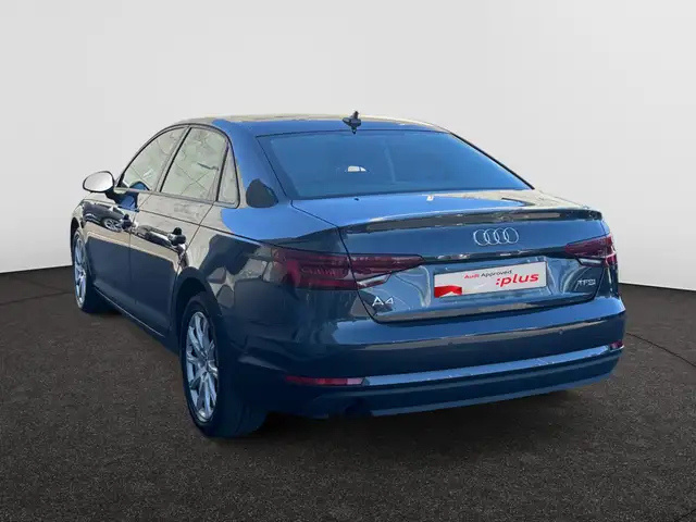 Audi A4 view 2