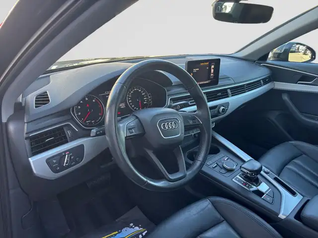 Audi A4 view 5