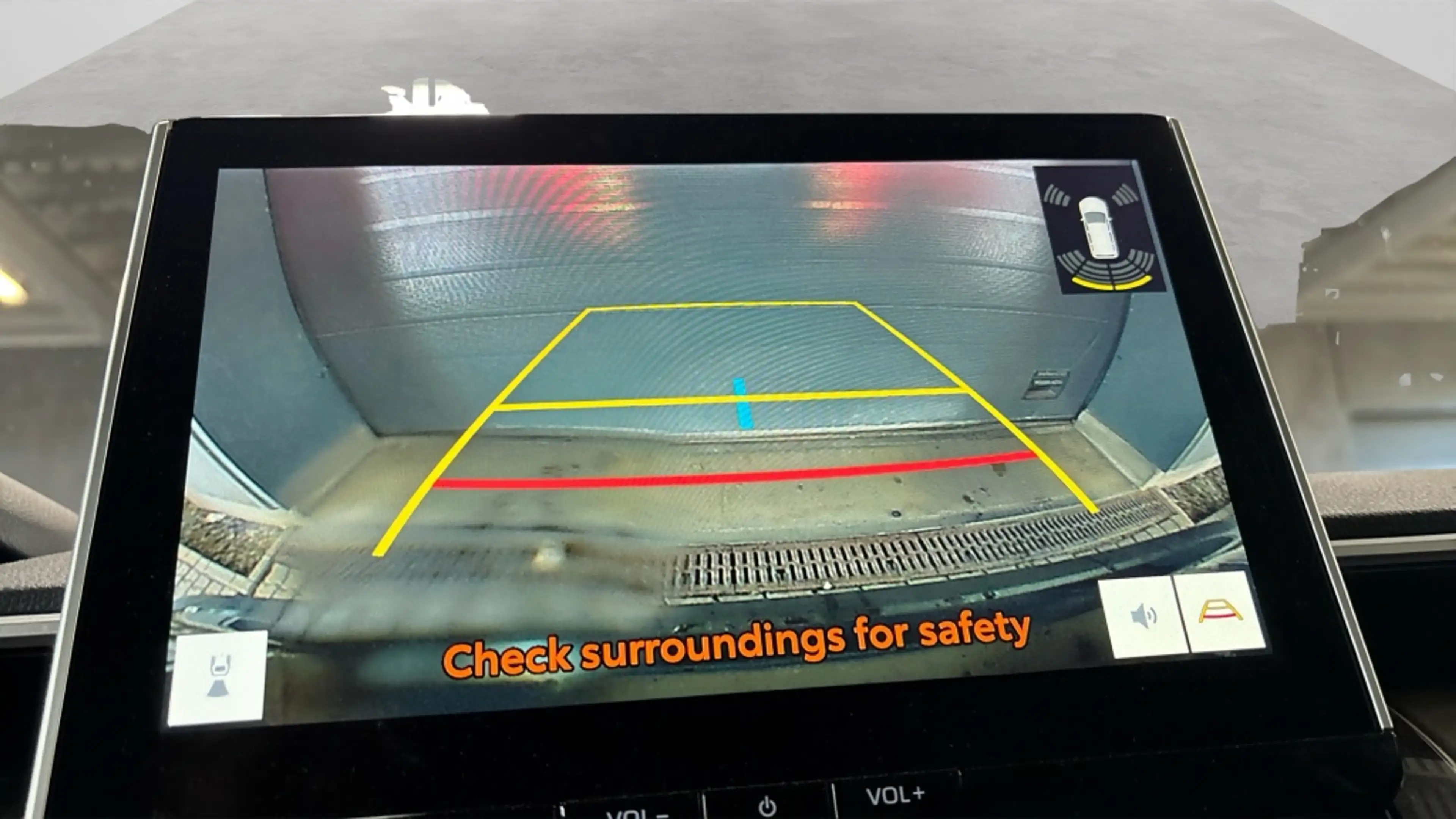 Toyota Corolla Cross Hybrid 140 Style PDC Blindspot Led Navi 10 jaar Ga — photo 9