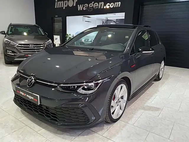 Volkswagen Golf GTI 2.0 TSI DSG 180kW