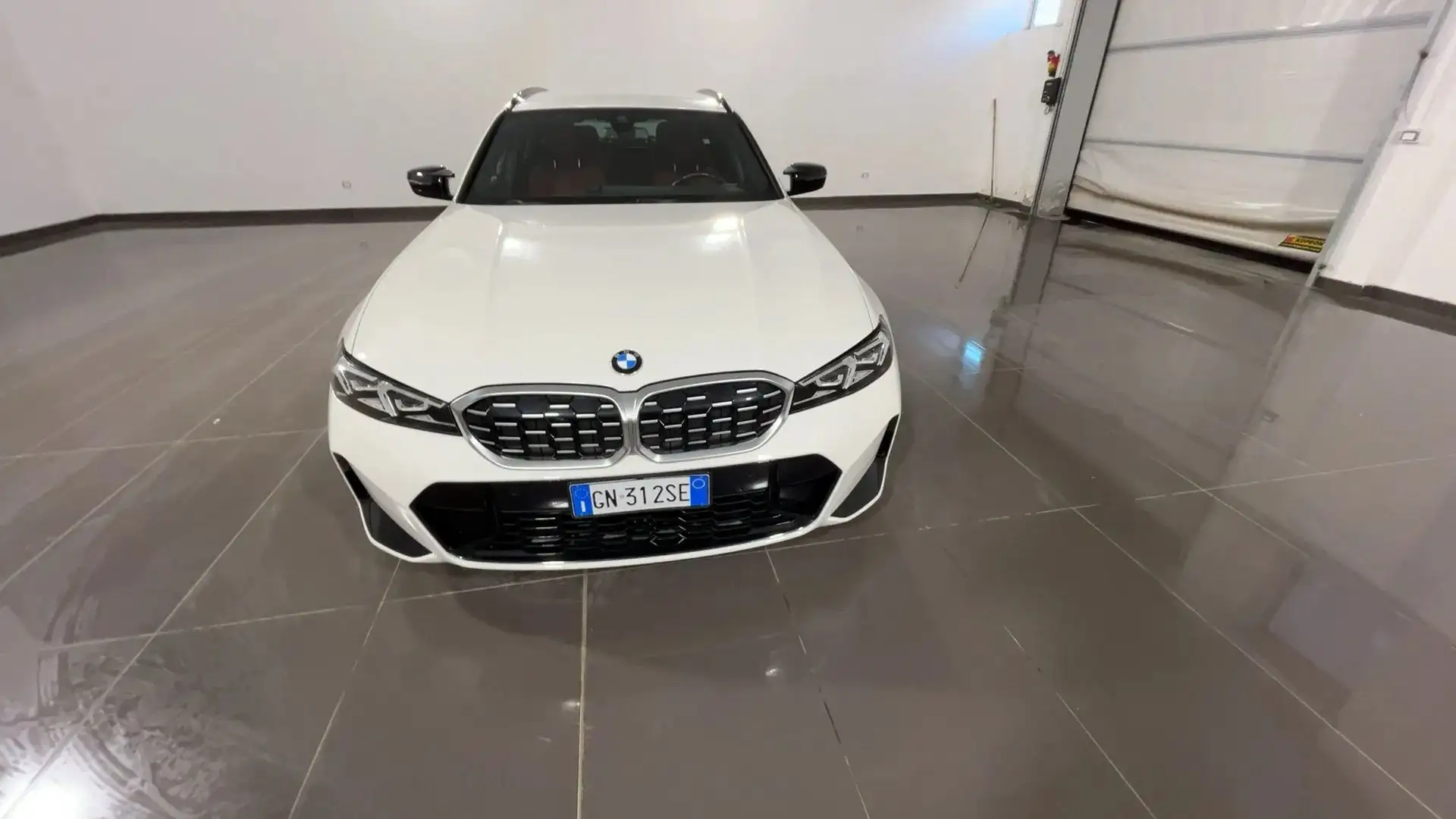 BMW 340 Serie 3 Touring M340 i xDrive 374cv auto Bianco - 2