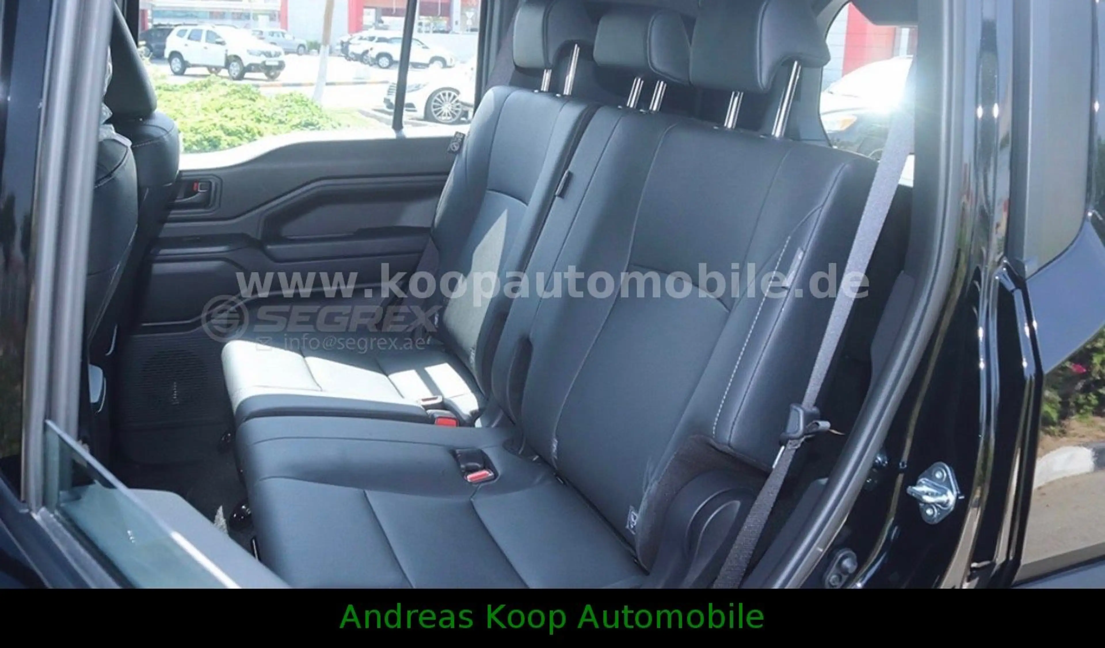 Toyota FJ Cruiser 2,7i A/T GXR Leder Navi 360° ALU LED — photo 15