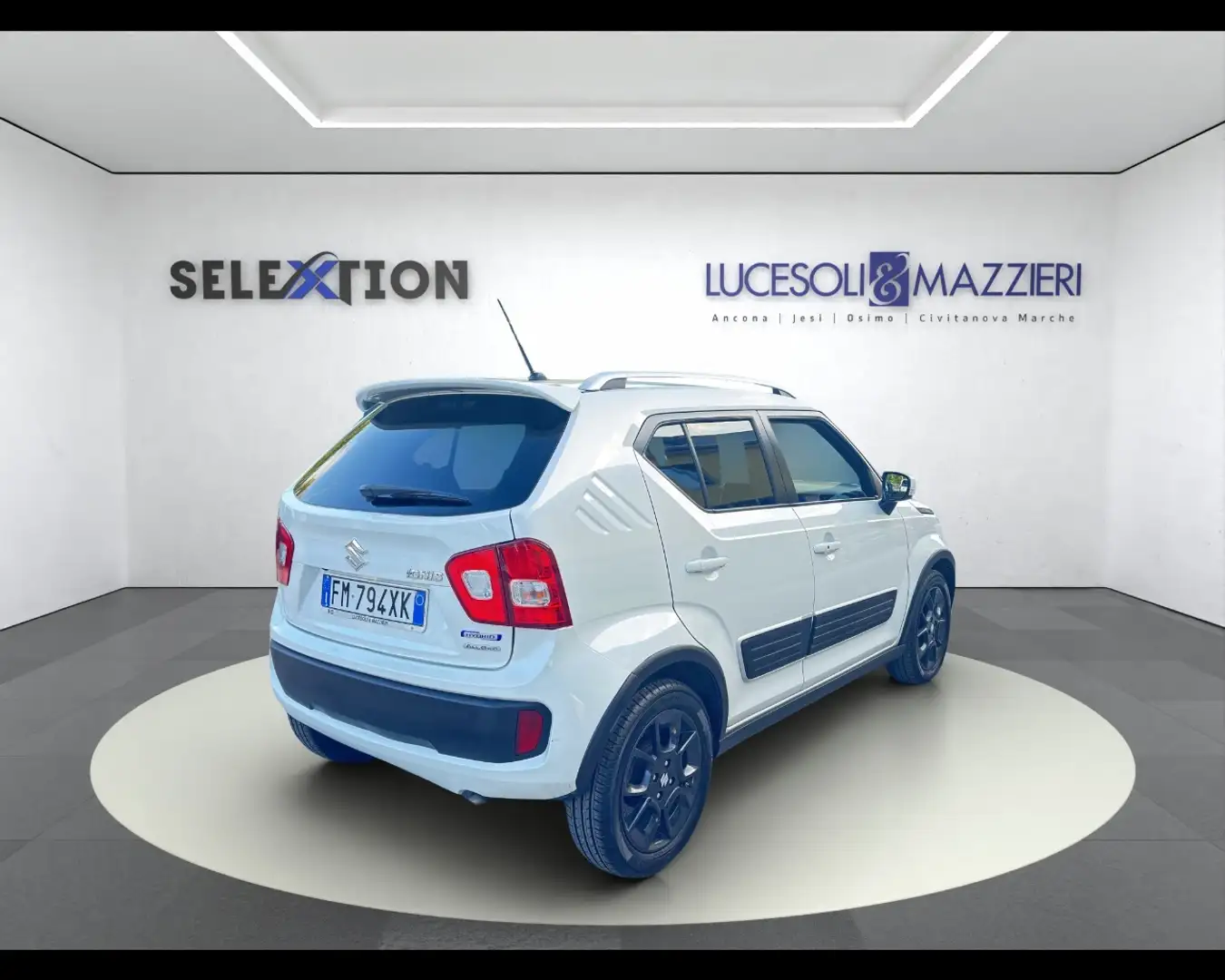 Suzuki Ignis (2016) - Ignis 1.2 Hybrid 4WD All Grip iAdventure Bianco - 2
