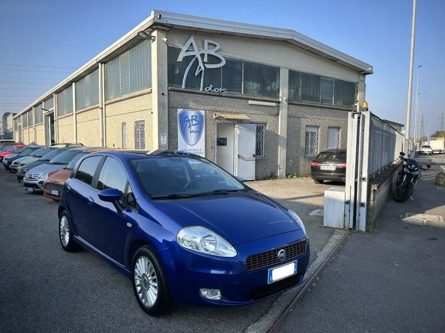 Fiat Grande Punto 1.4 Starjet 16V 5 porte Emotion *OK NEOPATENTATI* Bleu - 1