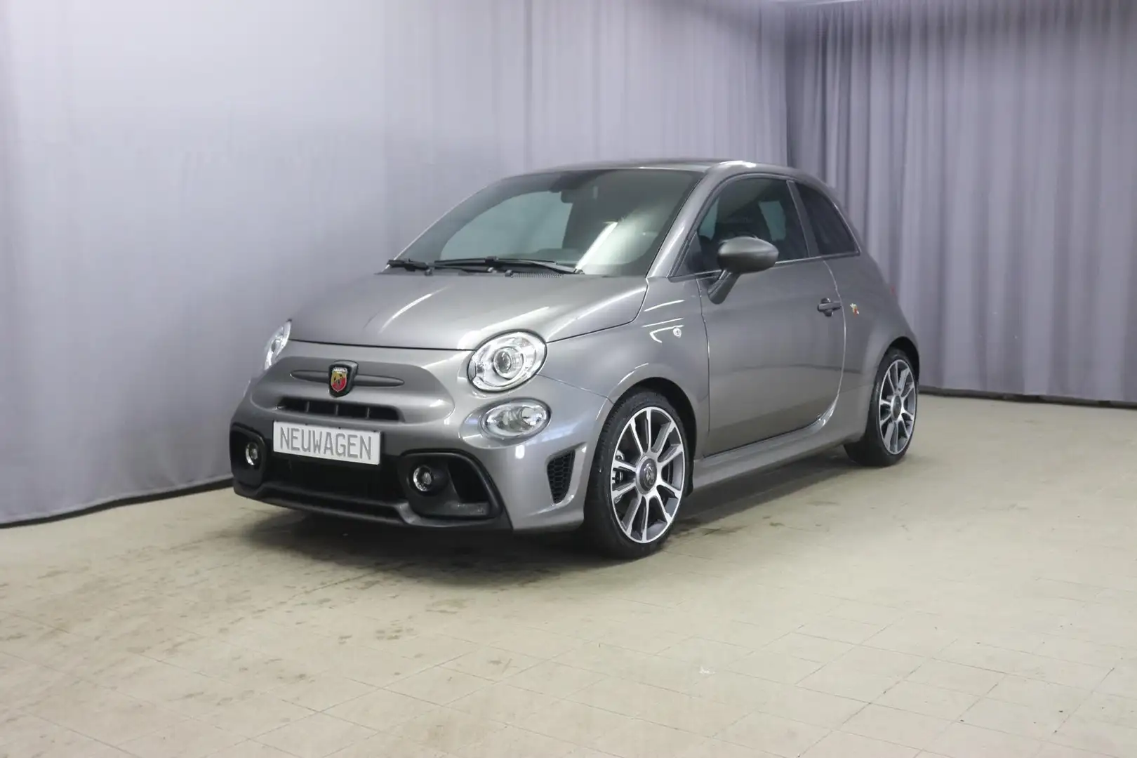 Abarth 595 Turismo 1.4 T-Jet 121 kW (165 PS), Komfort-Pake... Grau - 1