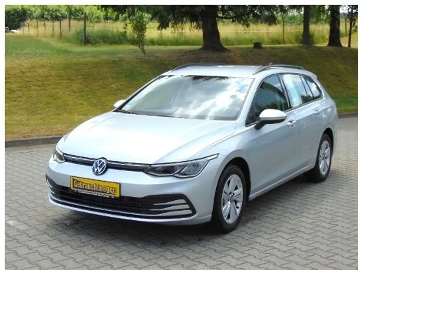 Volkswagen Golf VIII Variant Life TSI Plateado - 1