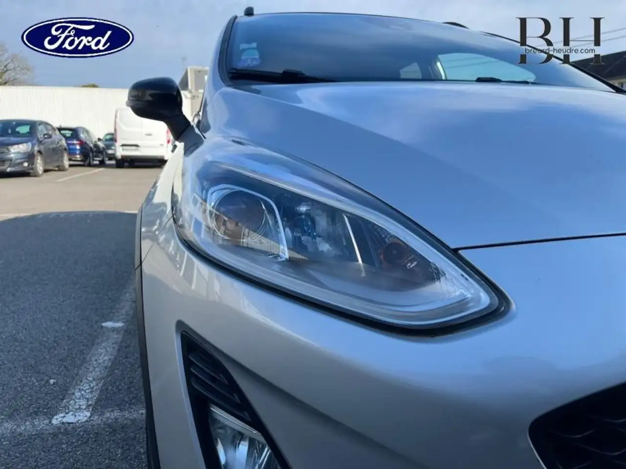 Ford Fiesta Active — photo 16