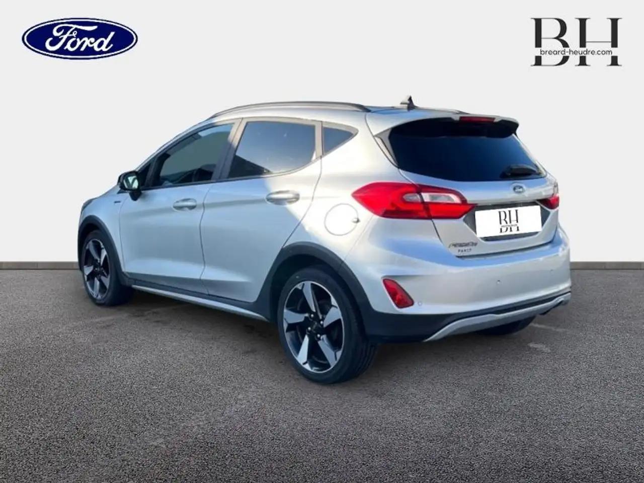 Ford Fiesta Active — photo 7