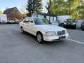 Mercedes-Benz C 180 C 180 Elegance Aut. Weiß - thumbnail 3