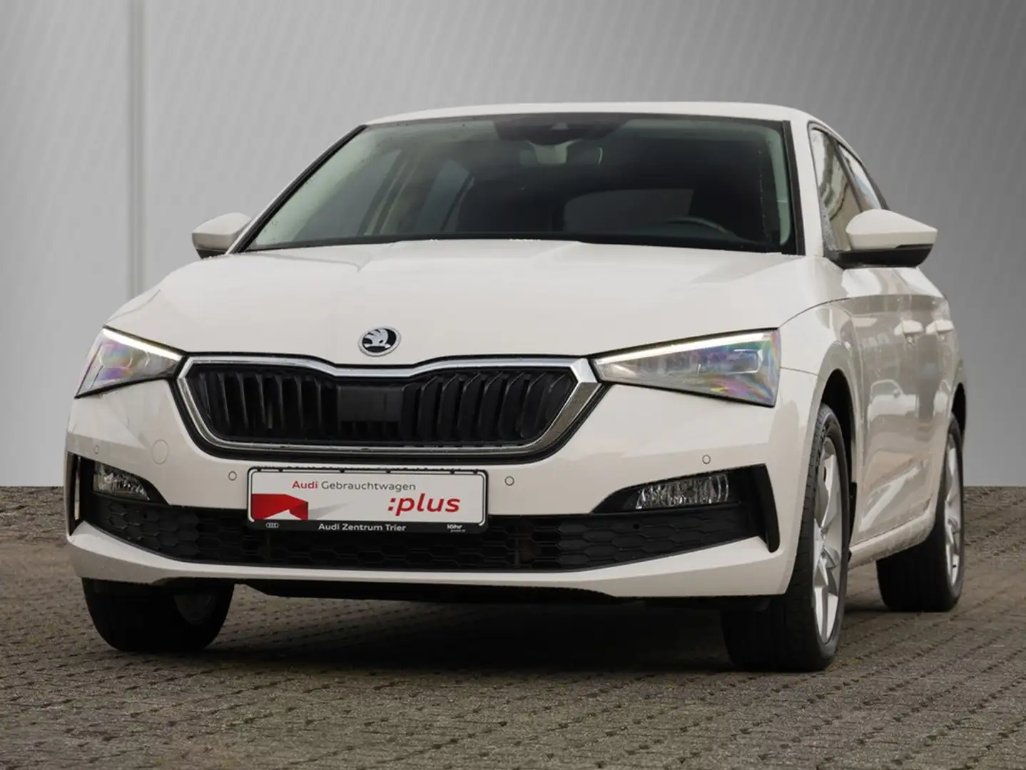 Skoda Scala 1.0 TSI Style Weiß - 2