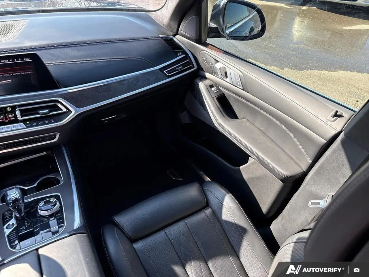 BMW X7 снимка BMW X7
