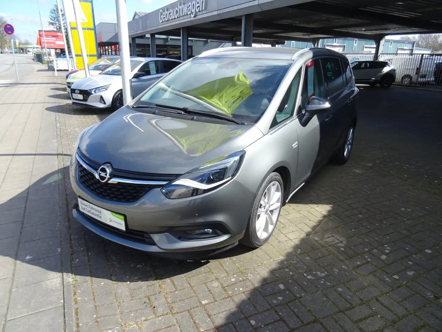 Opel Zafira ON Grau - 1