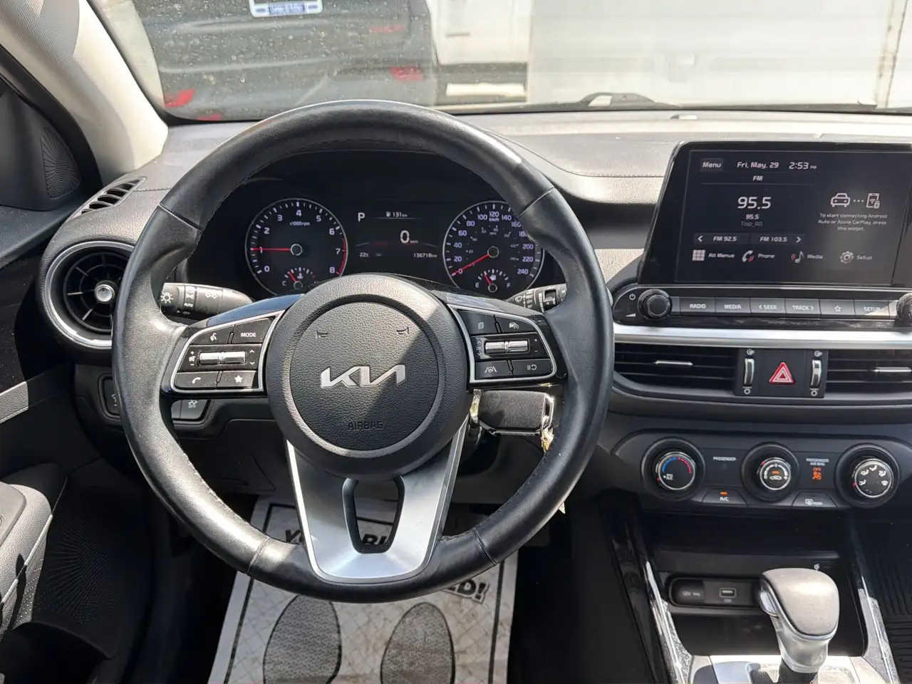 Kia Forte снимка Kia Forte