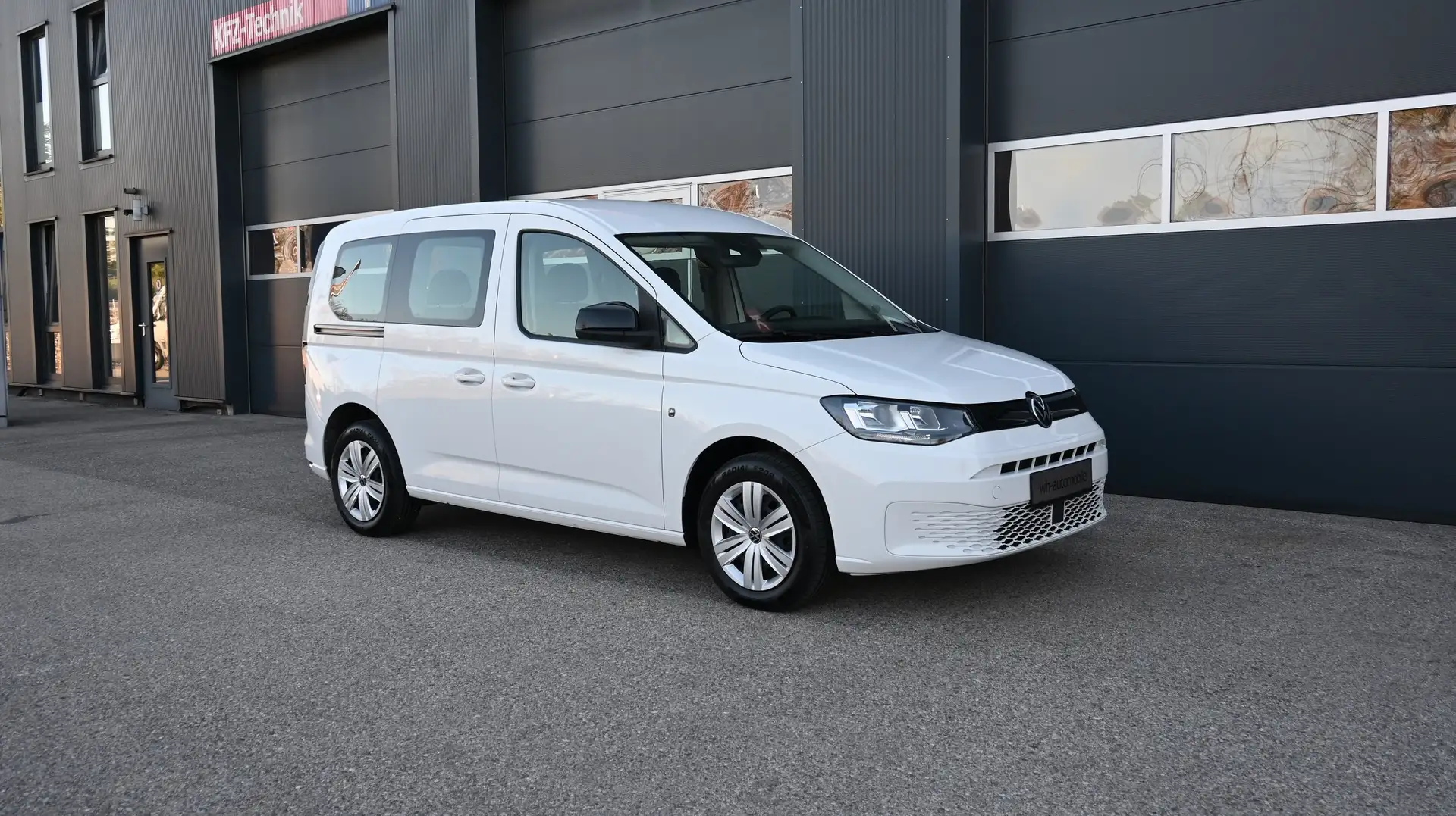 Volkswagen Caddy Caddy 2,0 TDI 4MOTION / MODELL 2022 / Weiß - 2